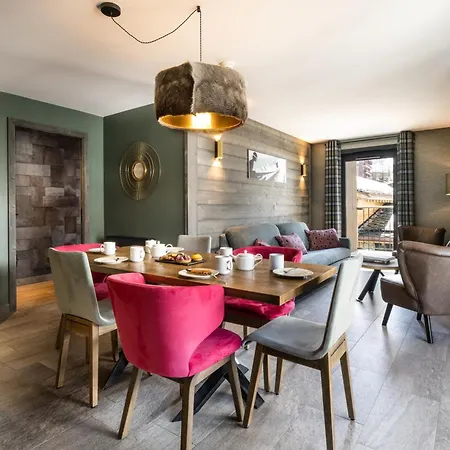 Chalets Izia - Village Montana Val-d'Isere Exterior photo