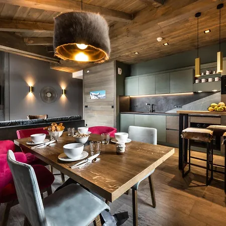 Chalets Izia - Village Montana Val-d'Isere Exterior photo